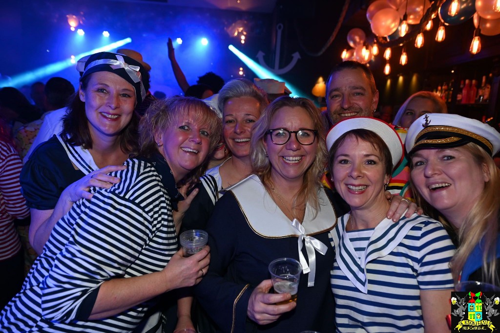 ../Images/Feest van Toen - Loveboat 083.jpg